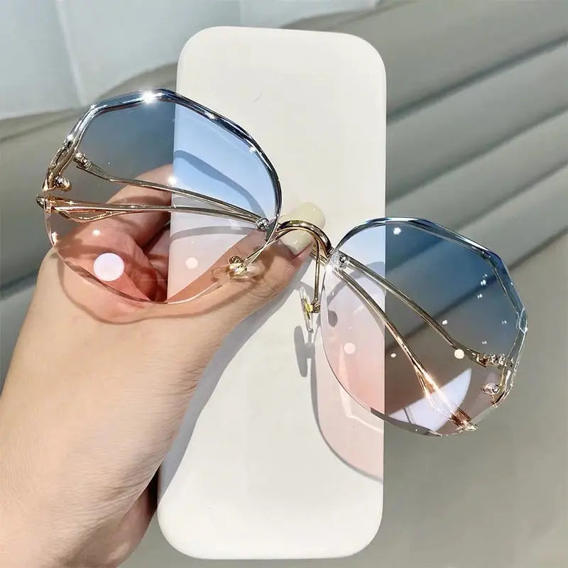 Cycling Fashion Rimless Sunglasses Metal Female Vintage Colorful Gradient Design Glasses Oversized Square Sun Glasses UV400