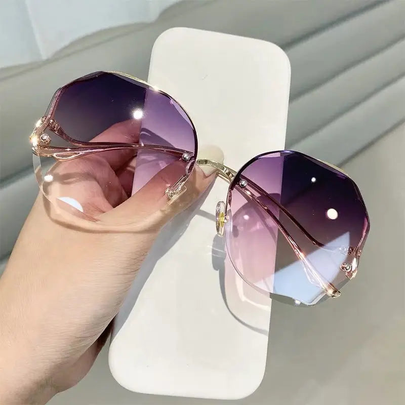 Cycling Fashion Rimless Sunglasses Metal Female Vintage Colorful Gradient Design Glasses Oversized Square Sun Glasses UV400
