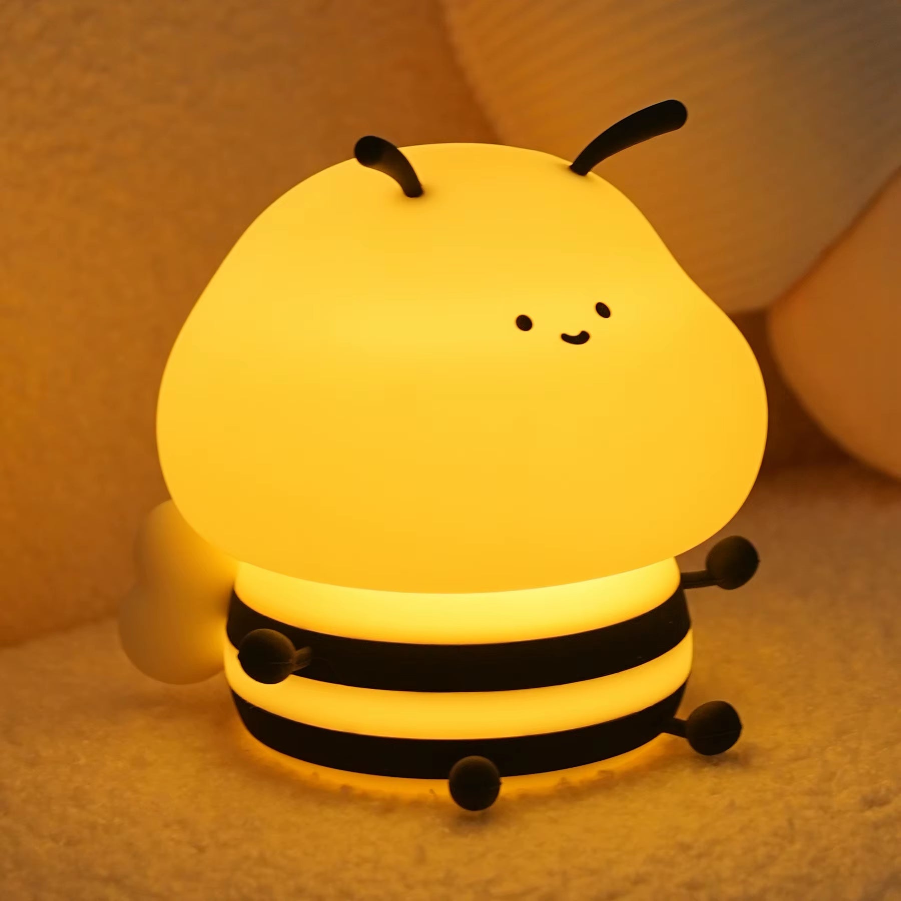 Cute Bee Silicone Night Light - The Cute Corner